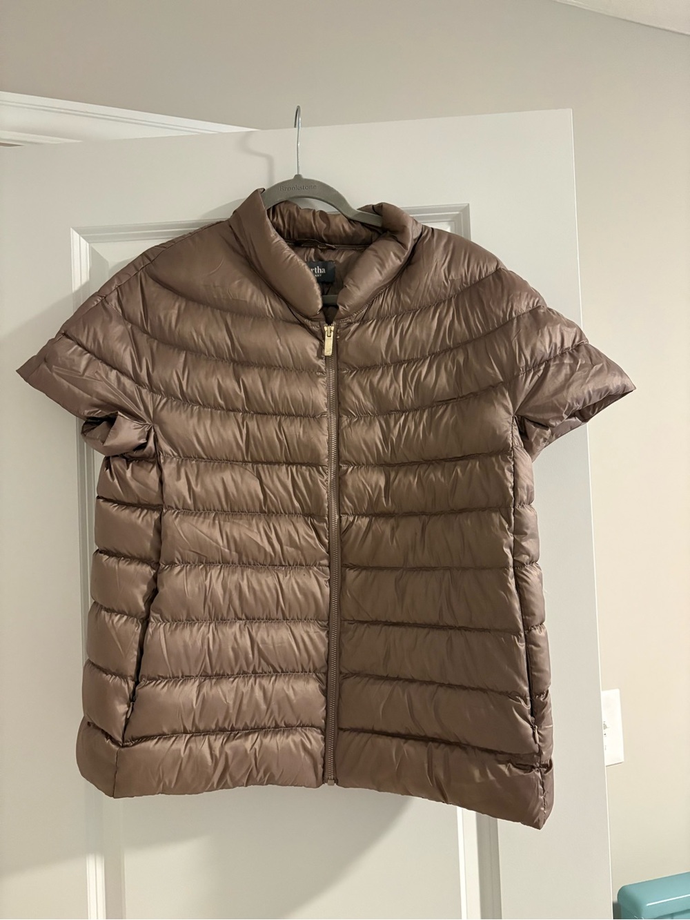 Martha Stewart Tan Quilted Short Sleeve Puffer Jacket Size Large